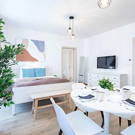 아파트 - Modern Comfort Retreat